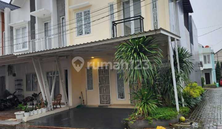 Rumah 2 Lantai Dalam Cluster Dekat Bintaro Sektor 9 Tangerang Selatan