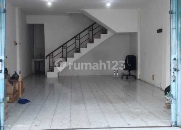 Disewakan Ruko Dua Lantai Bebas Banjir di Jombang Ciputat Tangsel Disewakan Ruko Dua Lantai Bebas Banjir di Jombang Ciputat Tangsel