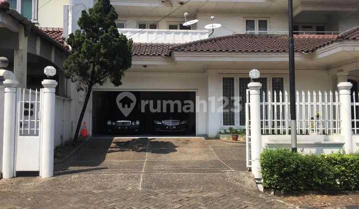 Rumah Bagus Di Villa Pinguin Sektor 3 Bintaro 2