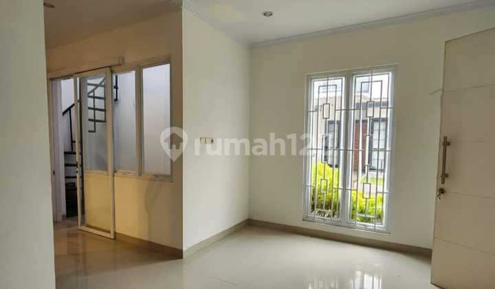 Rumah 2 Lantai Dalam Cluster Dekat Bintaro Sektor 9 Tangerang Selatan 2