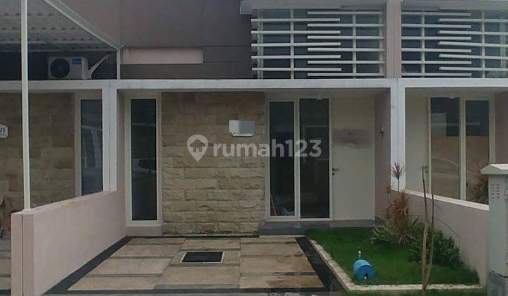 Rumah Grand Shanaya Menganti Gresik Hadap Utara 1