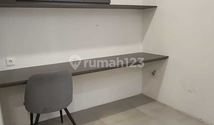 Disewakan Rumah 2 Lantai Furnished di Tanakayu BSD City 2