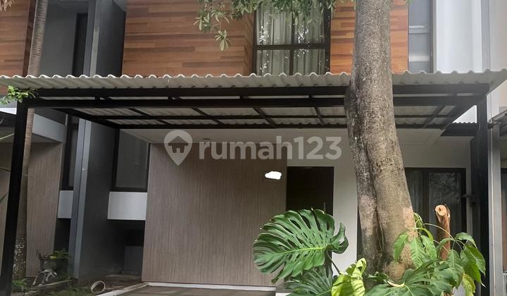 For Rent House Strategic Location in Eminent Prestigia BSD For Rent House Strategic Location in Eminent Prestigia BSD