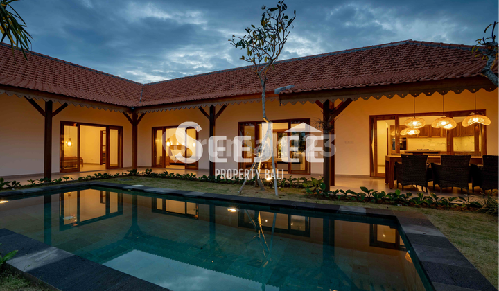 VILA TROPIS MENARIK DI SESEH YANG TENANG – LEASEHOLD HINGGA 2050, FULLY FURNISHED – SVLC081