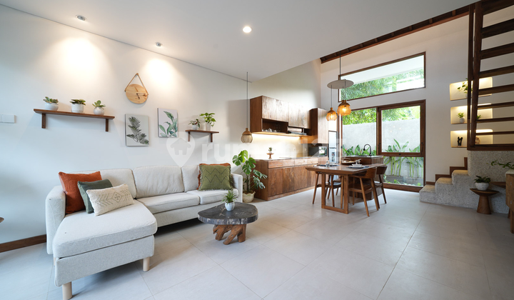 VILLA GAYA LOFT-STYLE DI CANGGU - MODERN DAN TRENDY. 10 MENIT KE PANTAI BATU BOLONG - SDLC010 VILLA GAYA LOFT-STYLE DI CANGGU - MODERN DAN TRENDY. 10 MENIT KE PANTAI BATU BOLONG - SDLC010