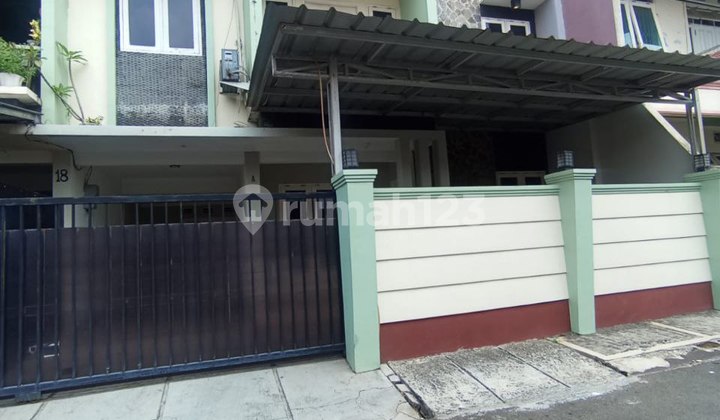 Rumah Bagus 2 Lantai Furnished di Rawamangun Jakarta Timur