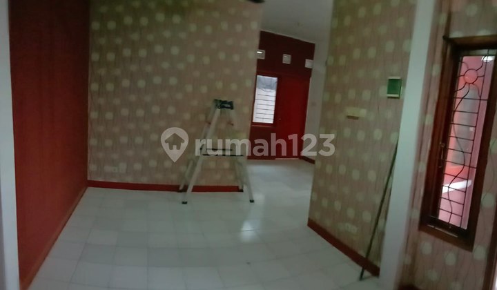 Nice House in Taman Harapan Baru Pejuang, Bekasi 2