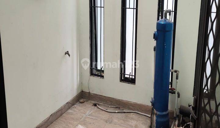  Rumah Bagus Semi Furnished di Perumahan taman kota, Bekasi Timur 2