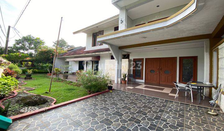  Rumah Bagus Semi Furnished di Kemang Pratama, Kemang Pratama 1