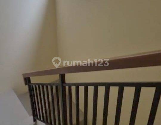 Rumah 2 Lantai Baru Di Grandwisata Bekasi 2