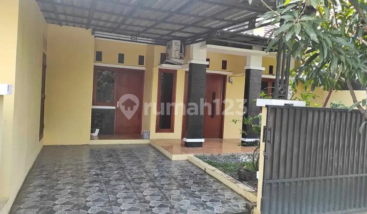 Rumah Bagus Di Villa Indah Permaj di Bekasi Utara
