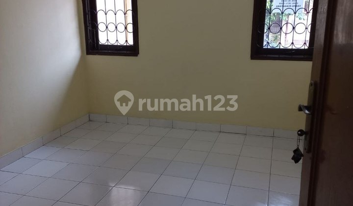 Rumah Bagus Di Metland Ujung Menteng di Cakung 2