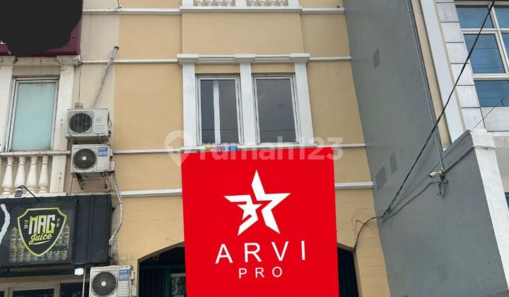 Strategic Shop House on Main Road in Pekayon