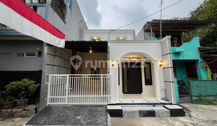Rumah Bagus Di Mangunjaya di Bekasi 1