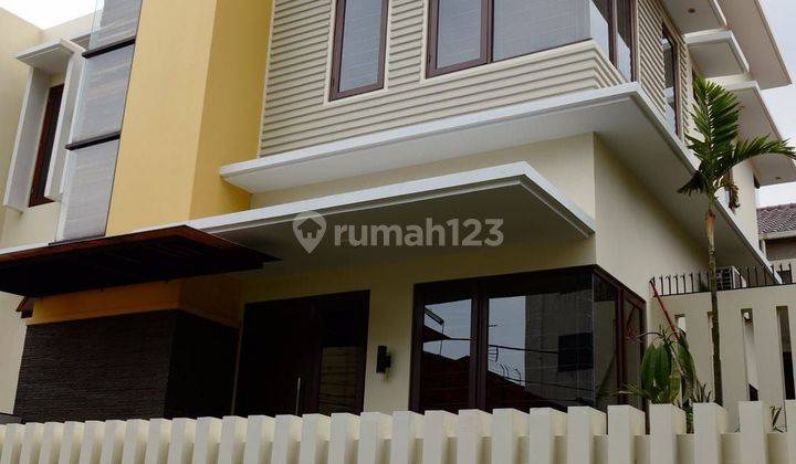 Rumah 2 Lantai Bagus Di Rawamangun 1