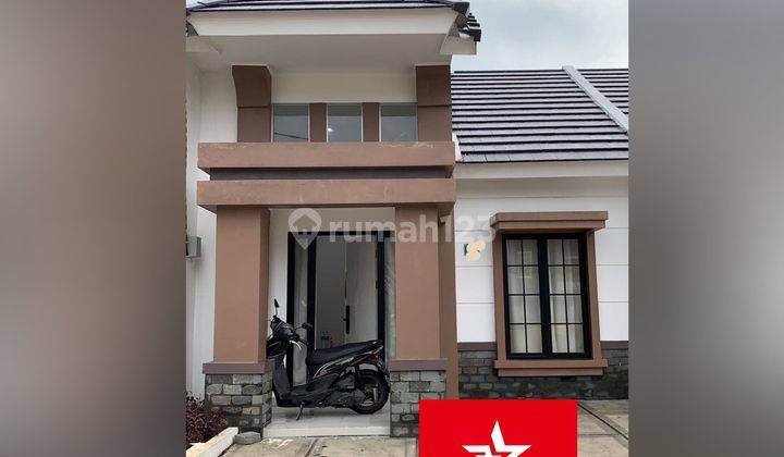  Rumah Di Sewakan  di Cluster Darmawangsa Residence , Bekasi Utara 1