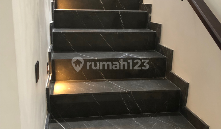 Dijual Rumah Baru 4Kt Citraland Surabaya Mewah Modern 2