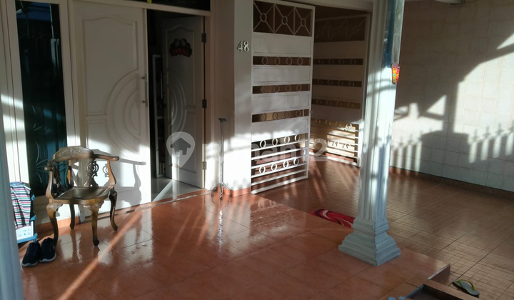 Rumah Darmo Baru Barat: 5 Kamar, 2 Lantai, KPR, Bebas Banjir