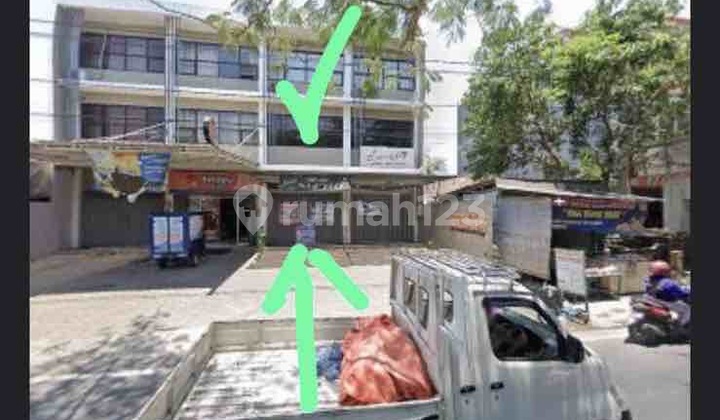 THREE-STORY RUKO, RAYA LABAN MENGANTI 1