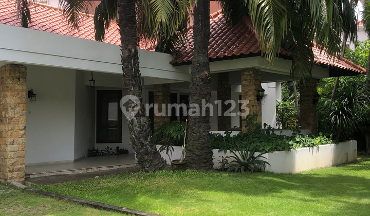 Luxury Furnished House for Rent Graha Famili Surabaya