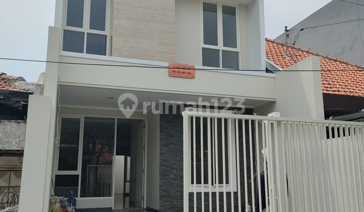 Manyar Tirtoasri Dekat Merr, Rumah Baru Manyar Tirtoasri Dekat Merr, Rumah Baru