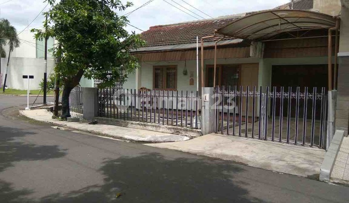 Nice Unfurnished House with SHM in Kutisari Indah 2
