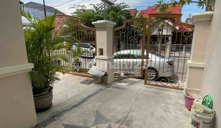 ARAYA 2 RUMAH 2 LANTAI DISAIN MINIMALIS