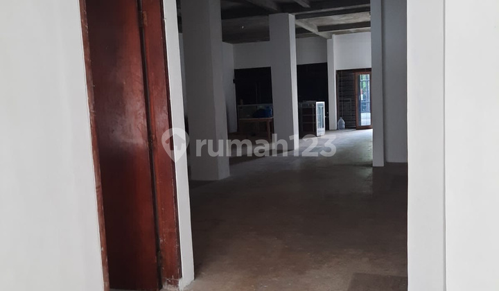 RAYA JEMURSARI 10-METER WIDE SHOPHOUSE