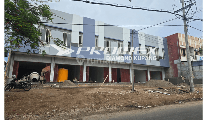 Disewakan Ruko Lokasi Strategis Jln Veteran Fatululi Kupang 2