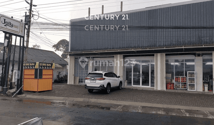 Ruko Ex Minimarket Di Lingkungan Padat Penduduk Di Mejing Lor 1