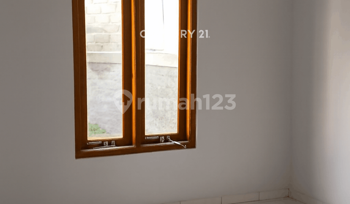 Affordable House Near Kalasan Toll Exit For Living 2