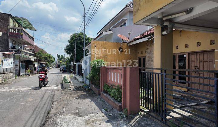 Rmh Dijual Luas 141 M Satu Setengah Lantai Blkg Perpusda Jogja 2