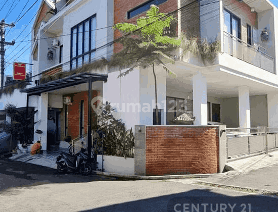 Rumah Siap Huni 3 Lantai Area Jogja Utara Cocok Untuk Homestay 1