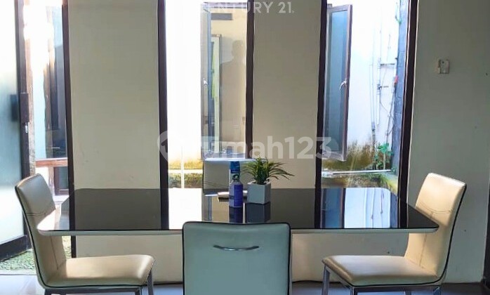 House with a Large Yard in North Sleman Near Sleman City Mall 2