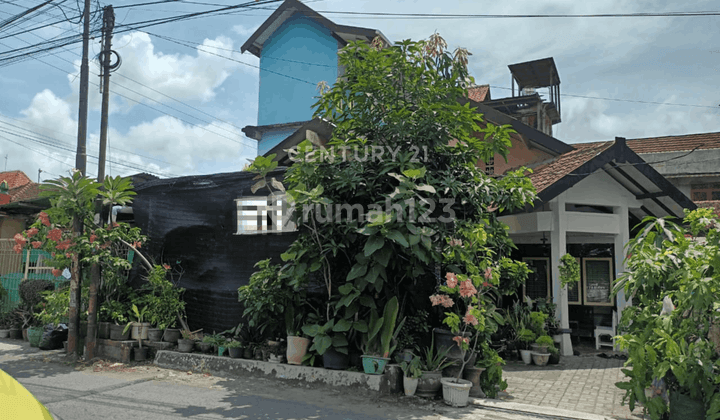 Rumah Kost Dengan 12 Kamar 500 M Dari Ambarukmo Plaza Mall 1