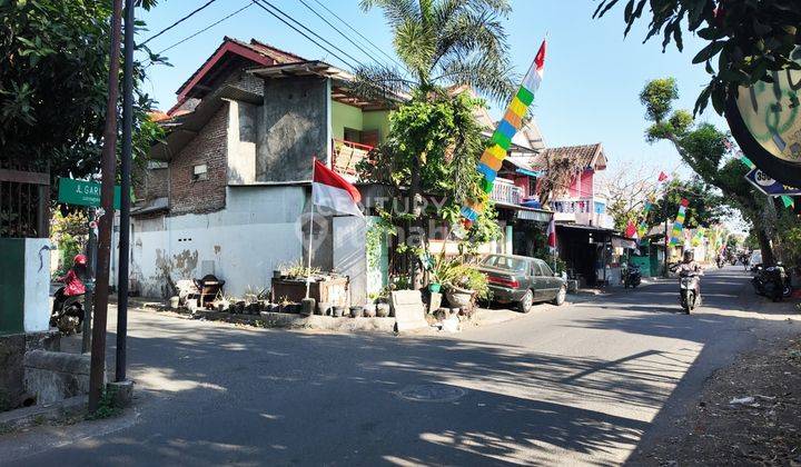 Rumah 2 Lt 4 KT Hadap Selatan Di Jl Garuda Tahunan Kusumanegara 2