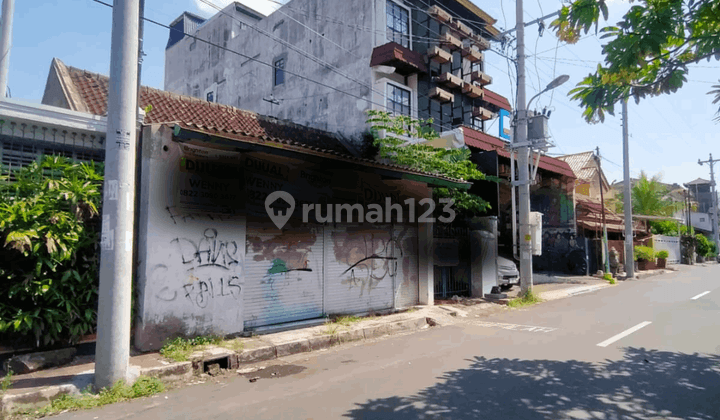 Rumah 1 Lt Hanya Hitung Tanah Samping Gereja Kumetiran  2