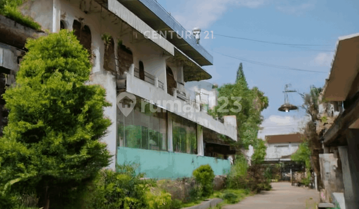 House in Nogotirto Housing Only 30m to West Ringroad Street 2