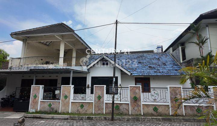 Rumah Induk Dan Kos Dengan 18 Kamar Dekat UII Harga Dibawah Pasar 1