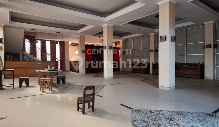 2-Story Shop House on Bantul Road, an Ideal Location for Business