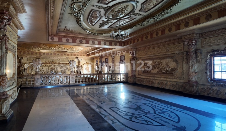 Ready-to-Use Building, 1400 SqM, 30m Frontage, Magelang Street Side Ready-to-Use Building, 1400 SqM, 30m Frontage, Magelang Street Side