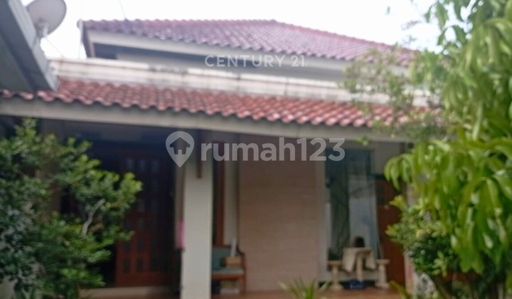 Boarding House 8 BR Only 350 M From Pamella 3 Suitable For Investment