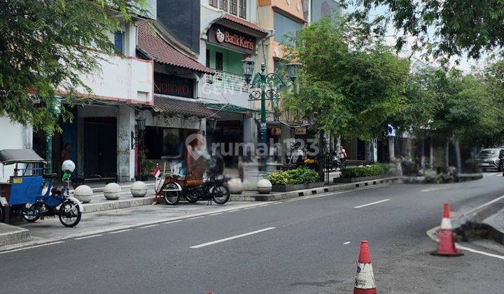 Ruko 4 Lt Di Malioboro  Seberang Kantor Gubernuran 2