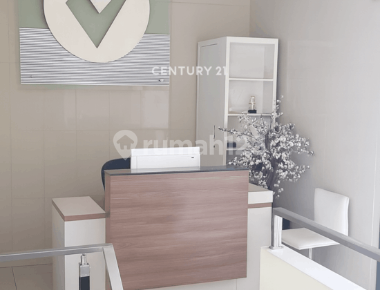 4-Storey Commercial Building Suitable for Business and Office in Ngampilan