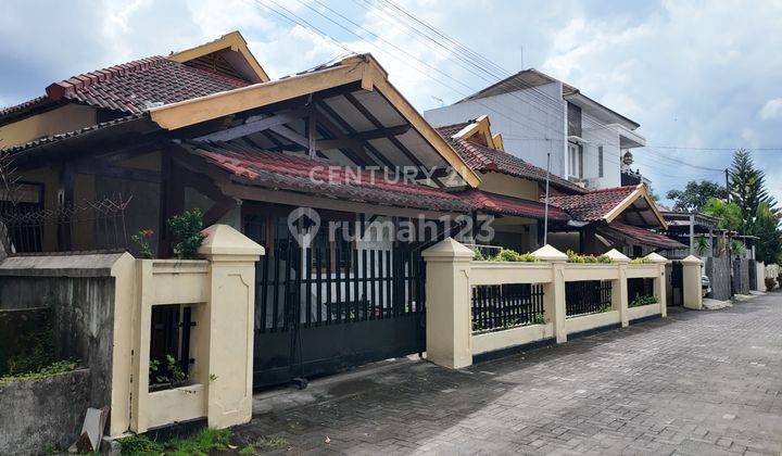 Rumah Luas 500 Di Kawasan Perum Dosen UGM Sawitsari 1