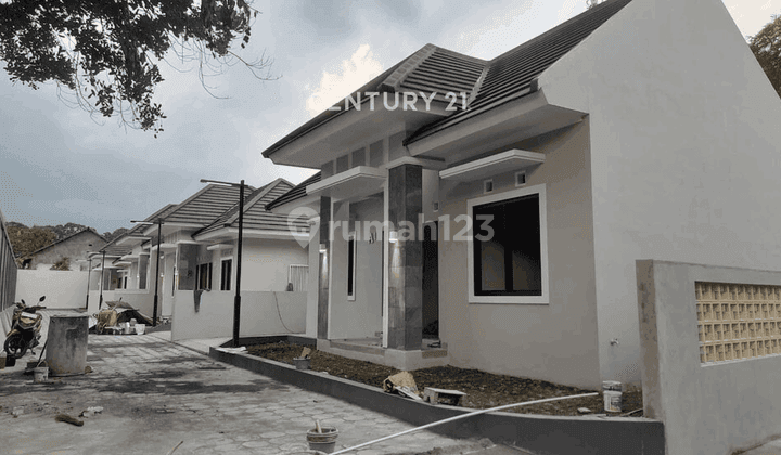 Rumah Baru Siap Huni Di Belakang SMA Negeri 1 Kalasan 1