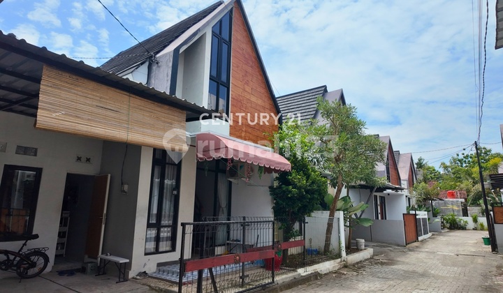 Rumah Mezzanine Dalam Perumahan Di Kasihan Dekat Kampus UMY Rumah Mezzanine Dalam Perumahan Di Kasihan Dekat Kampus UMY