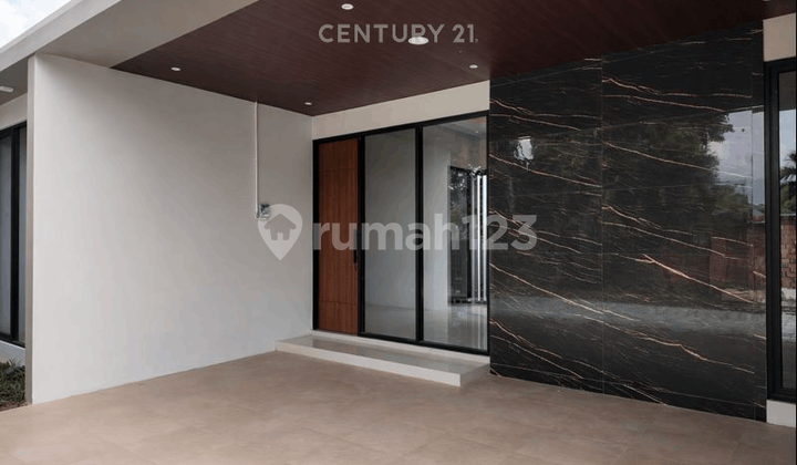 Ready-to-Live or Ready-to-Build House in Maguwoharjo Near Hermina Hospital 2