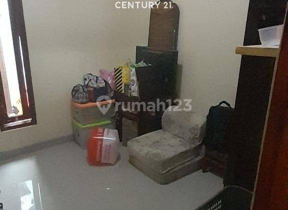 Rumah Dgn LB 110 M2 Area Pemukiman Di Pandowoharjo Untuk Hunian 2