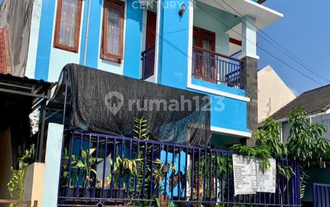 Rumah 2Lt Dengan LB 150 M2 Di Jongke Dekat Hyatt Hotel